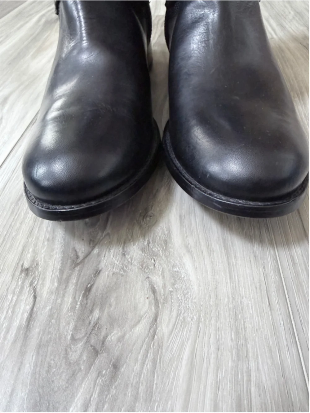 Frye Men’s Black Leather Moc Toe Lace Up Boots Size 7 Lug Sole